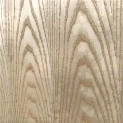 Pácolt fehér kőris furnér